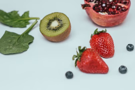 Peau éclatante 2026 : les super-aliments qui transforment