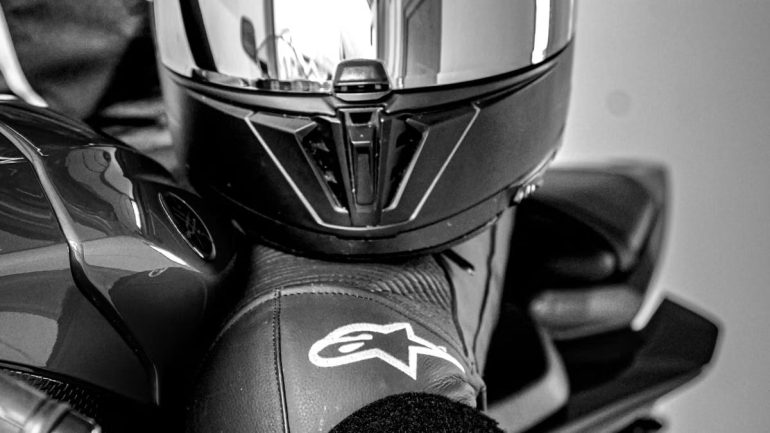 Comment bien choisir son équipement de sécurité pour la moto en 2026