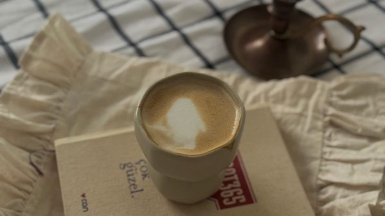 Intégrer le hygge dans votre routine bien-être 2026
