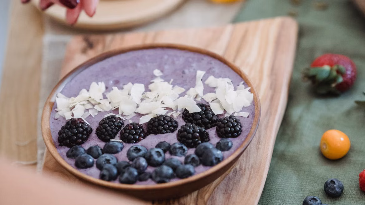 Smoothies anti-inflammatoires été 2026 : 5 recettes